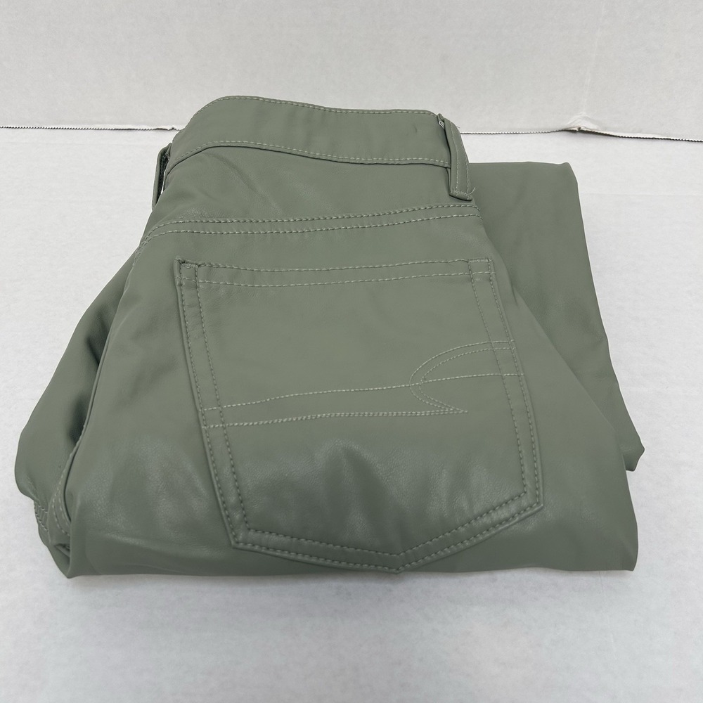 American Eagle Stretch Sage Super Hi-Rise Straight Pleather Polyurethane Size 4‎